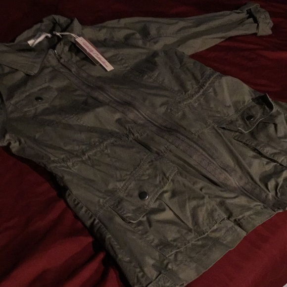 Green jacket - Picture 3 of 7